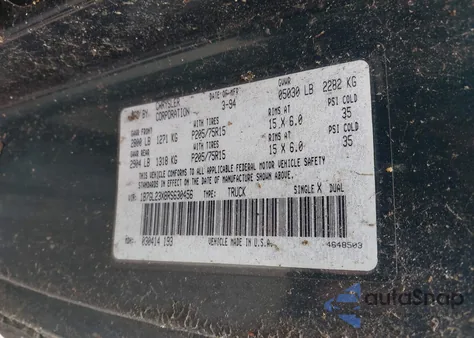 1994 Dodge Dakota z USA, uszkodzony, nr VIN 1B7GL23X8RS630456